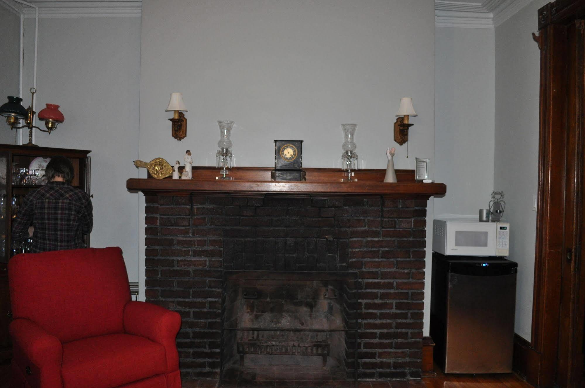 Summerside Inn Bed And Breakfast Екстериор снимка